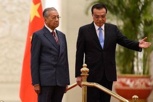 Thủ tướng Mahathir Mohamad (4): Quay lại chính trường, thận trọng với Trung Quốc