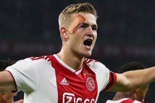 De Ligt bỏ ngỏ khả năng gia nhập MU mùa giải tới