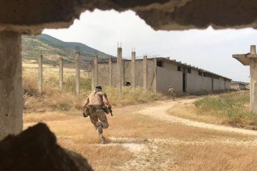 Quân nhân Nga tham chiến trên chiến trường tây nam Idlib, Syria