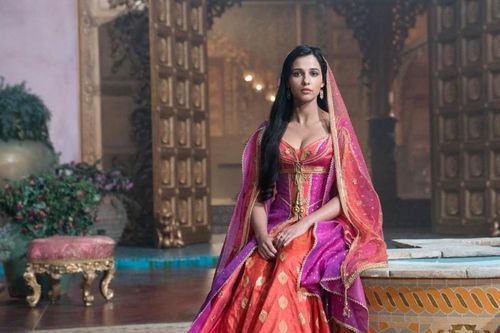 Naomi Scott với vai công chúa Jasmine: Hình tượng nữ quyền hiện đại của Disney