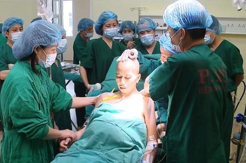 Người mẹ ung thư mổ bắt con chưa được nhìn thấy con trai