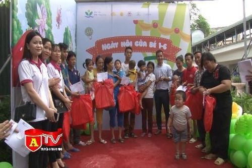 Rộn ràng 'Ngày hội của em' tại Bệnh viện Nhi Trung ương