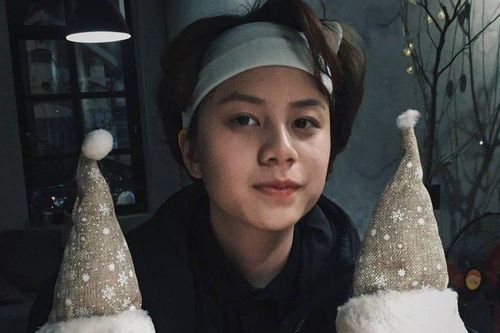 Cá tính trên phim, ngoài đời Ánh Dương của 'Về nhà đi con' thế nào?