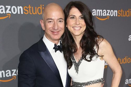 Vợ cũ tỷ phú Jeff Bezos gây sốc khi tuyên bố cho đi nửa tài sản làm từ thiện
