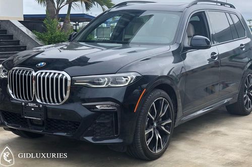 BMW X7 đầu tiên cập bến thị trường Việt Nam, giá gây bất ngờ