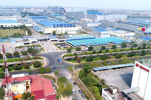 Phát triển bất động sản công nghiệp bền vững: Phải đi đôi với dịch vụ, tiện ích kèm theo