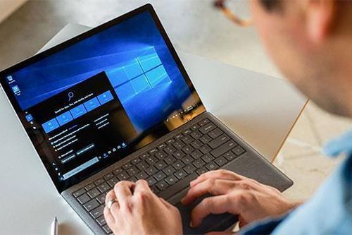 Microsoft tiết lộ 'hệ điều hành mới đến từ tương lai'