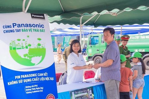 Trồng hơn 10.000 cây để tăng diện tích phủ xanh tại Thái Nguyên