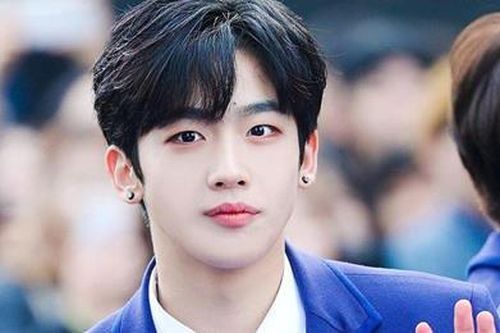 3 nam thực tập sinh ProduceX101 có gương mặt đẹp nhất