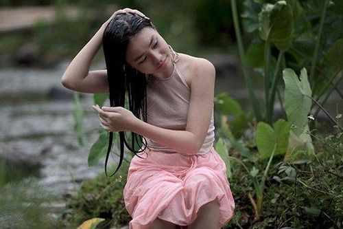 Đạo diễn phim 'Vợ ba' lên tiếng trước ồn ào dùng diễn viên 13 tuổi đóng cảnh nóng