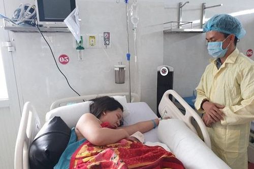 Quảng Ngãi: Đang mổ đẻ, phát hiện sản phụ bị viêm ruột thừa