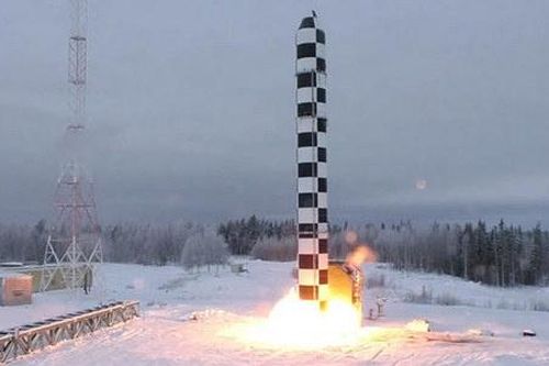 Chuyên gia Trung Quốc nói về tên lửa Sarmat và Avangard của Nga