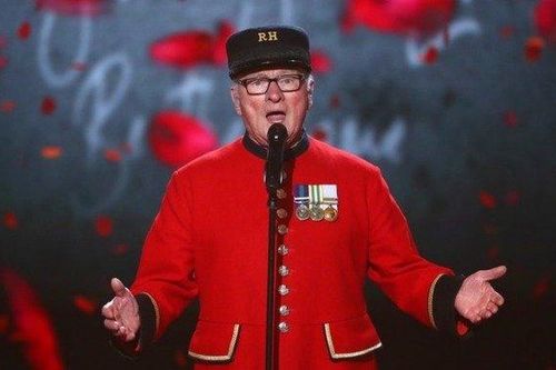 Clip: Cụ ông đăng quang ngoạn mục Britain's Got Talent nhờ giọng hát cảm xúc