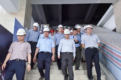 Bộ trưởng Thể né trả lời, đường sắt Cát Linh chưa biết ngày vận hành