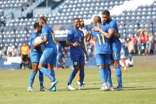 Đè bẹp Ấn Độ, Curacao gặp Việt Nam ở chung kết King's Cup