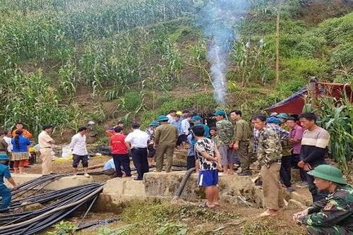 120 người nỗ lực tìm kiếm nạn nhân mắc kẹt suốt 7 ngày trong hang