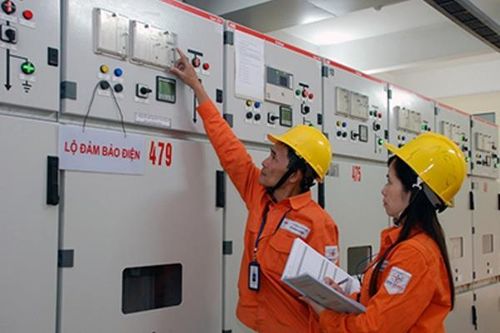 Điện nhập khẩu từ Trung Quốc tăng 16,7% trong 5 tháng đầu năm