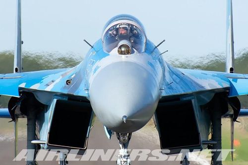 Máy bay Su-27 đã 42 tuổi: Vẫn sống khỏe, Việt Nam dùng tốt!