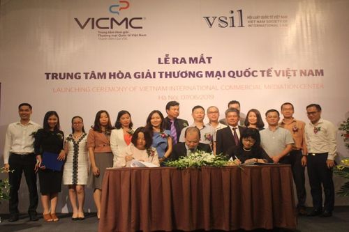 Ra mắt Trung tâm Hòa giải thương mại quốc tế Việt Nam