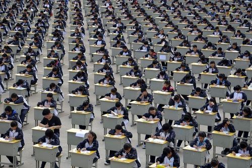 Triệt phá đường dây gian lận trước kỳ thi đại học khốc liệt nhất thế giới