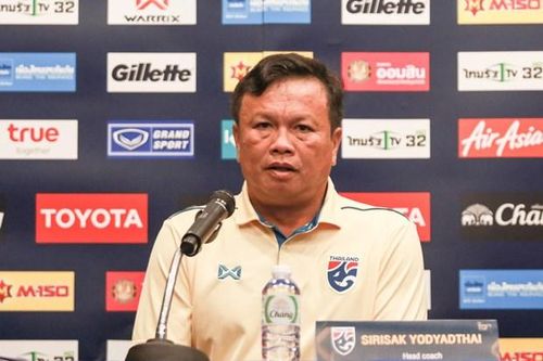 HLV Thái Lan: 'Chúng tôi đã quên thất bại trước tuyển Việt Nam'