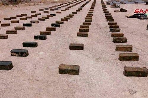 Syria: Điều bất ngờ trong kho vũ khí lớn khủng bố giấu dưới lòng đất ở Quneitra