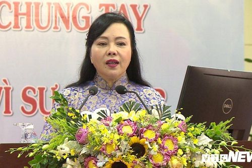 Bộ trưởng Y tế: Xe cộ, hủ tiếu, rác bẩn chiếm nguyên cổng viện thì còn ai muốn đến chữa bệnh
