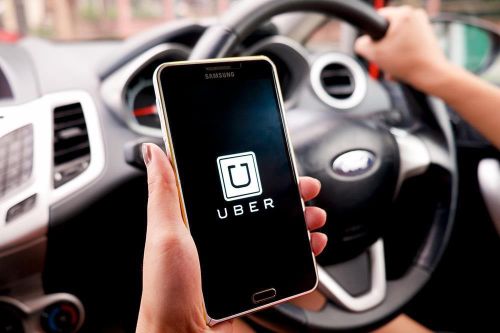 Uber bị tố chở trẻ 12 tuổi đi tự sát