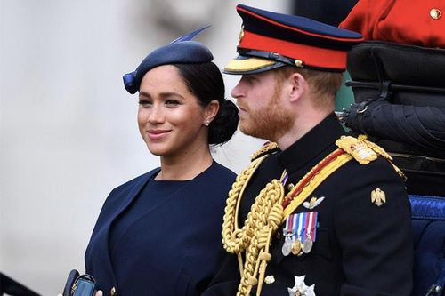 Công nương Meghan ngày càng được khen ngợi về trang phục thanh lịch