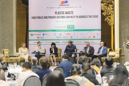 EuroCham: Khu vực công – tư cần hợp tác để giải quyết vấn đề rác thải nhựa
