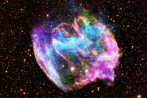 Chúng ta đứng thẳng nhờ… siêu tân tinh