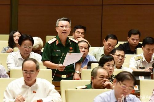 Phó Tư lệnh Quân khu 4 góp ý dự thảo Luật Lực lượng dự bị động viên