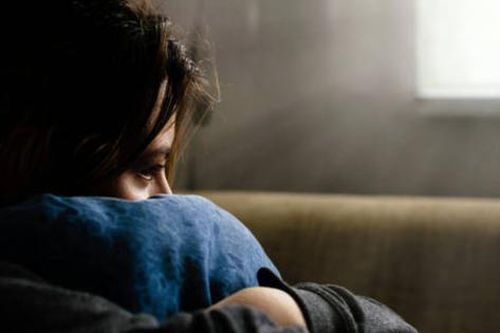 Dấu hiệu người đàn ông ấy không yêu, chỉ đang lợi dụng bạn