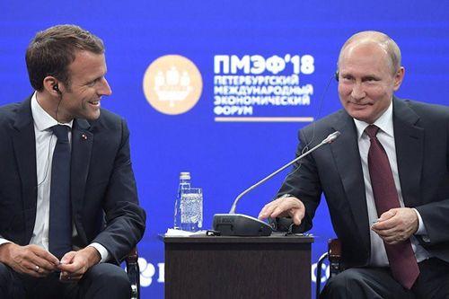 Tổng thống Pháp tuyên bố sẽ đối thoại với Putin