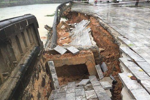 Sửa chữa khẩn cấp kè hồ Thành cổ Quảng Trị