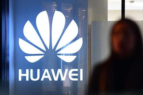 Huawei hoãn vô thời hạn ra mắt máy tính xách tay mới do lệnh cấm của Mỹ