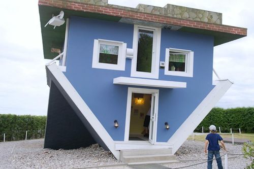 Những ngôi nhà kỳ lạ nhất thế giới