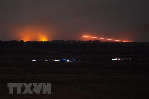 Syria: Israel không kích mục tiêu chiến lược gần cao nguyên Golan
