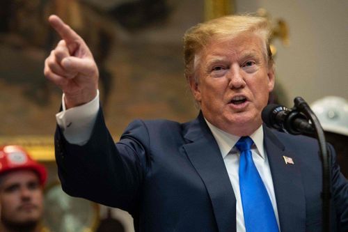 Hơn 600 công ty nài nỉ ông Trump không tăng thuế với hàng Trung Quốc