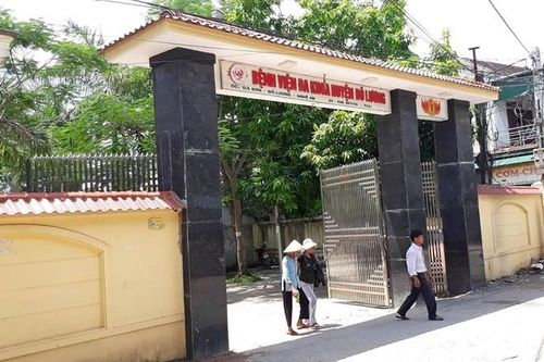 Đưa bạn đi cấp cứu, đánh luôn điều dưỡng bệnh viện huyện
