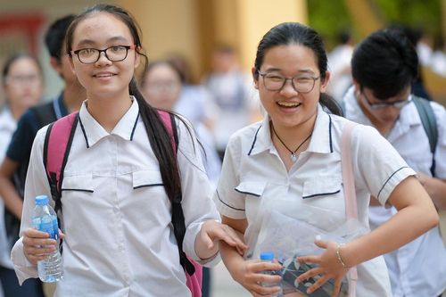 Hà Nội công bố điểm chuẩn lớp 10 trường chuyên năm 2019