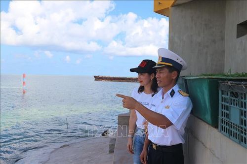 Mang hơi ấm tình thân tới Trường Sa - Bài 2: Hậu phương vững chắc của người lính đảo