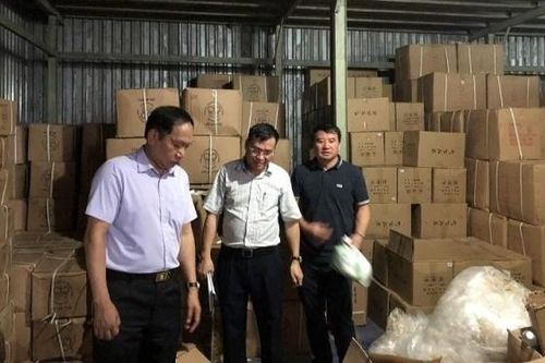 Phát hiện nhiều hàng hóa không rõ nguồn gốc trong 18 kho hàng tại TP. Hồ Chí Minh