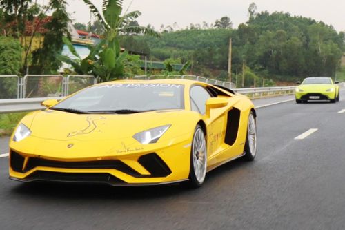 Chặng 2 Car Passion 2019 - Lamborghini Aventador S tái xuất