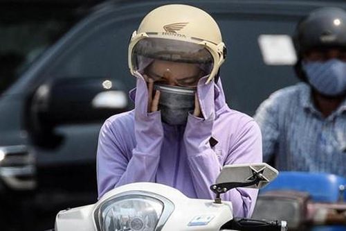 Bắc Bộ và Trung Bộ tiếp tục đợt nắng nóng kéo dài suốt cả tuần