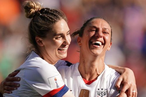 Tiền đạo 36 tuổi lập 2 thành tích chưa từng có ở World Cup nữ