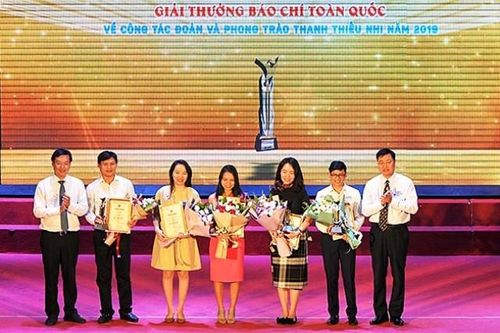 Báo Nhân Dân giành Giải nhất ảnh báo chí về công tác thanh niên