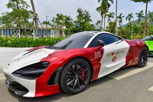 Chi tiết 'cánh chim đầu đàn' McLaren 720S dẫn đoàn Car Passion