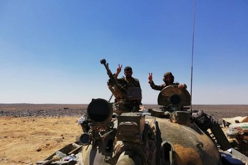 Syria huy động hàng ngàn binh sĩ trước một cuộc tấn công lớn