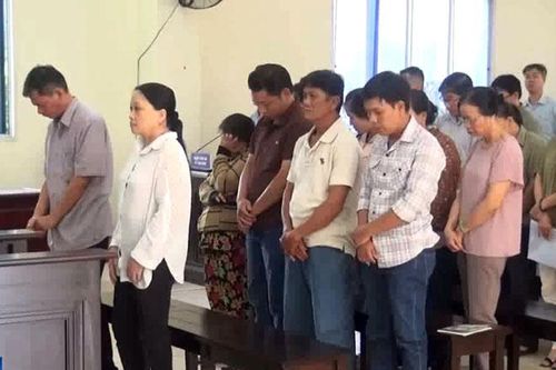 Đối tượng làm giả sổ đỏ để lừa 80 tỷ đồng bị lĩnh án chung thân